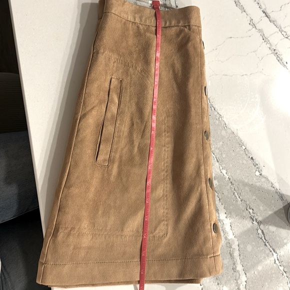 Spicy Sugar Faux Suede Skirt ~ size Small - Picture 7 of 7